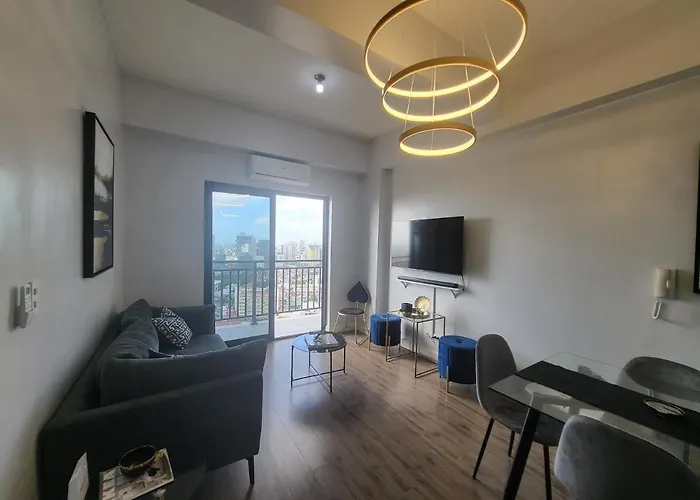 Grand Residences North Tower Себу
